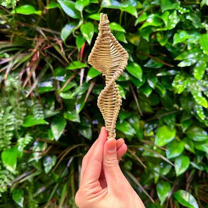 Vine Spiral Twist